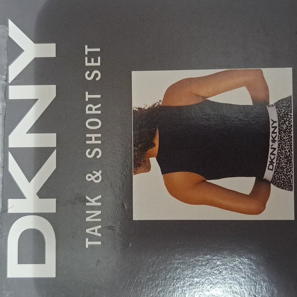 DKNY Black and White Tank & Boxer Set. Size XL NEW. - Picture 3 of 3